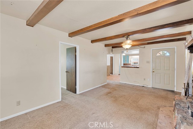 10378 Willow Wells Avenue, Lucerne Valley CA: https://media.crmls.org/medias/d19bc76d-0594-4875-8051-d98cb0c9e425.jpg