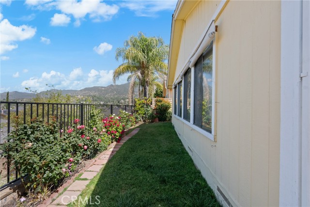 Detail Gallery Image 30 of 47 For 13691 Gavina Ave #576,  Sylmar,  CA 91342 - 3 Beds | 2 Baths