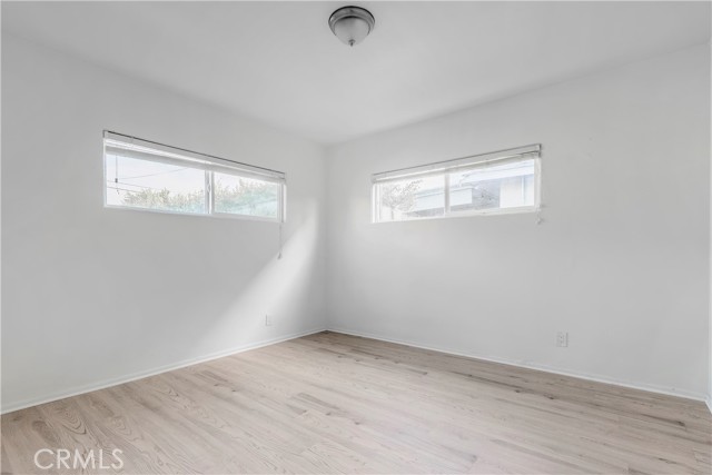 Detail Gallery Image 16 of 33 For 2916 Halldale, Los Angeles,  CA 90018 - 3 Beds | 2 Baths