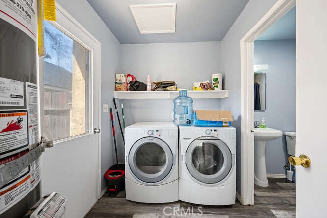 https://media.crmls.org/medias/d19d3ca1-6534-474d-9883-92cc3b34c2b1.jpg?preset=X-Large