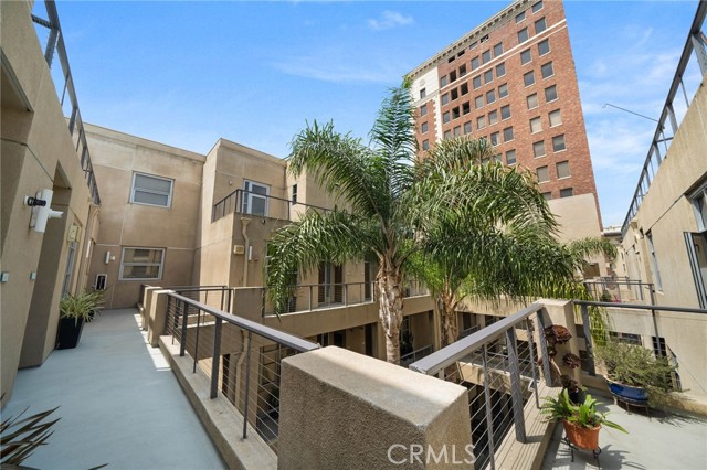 133 The N, Long Beach CA: https://media.crmls.org/medias/d19d9ed9-6381-42dc-bc24-45f4bcfd113b.jpg