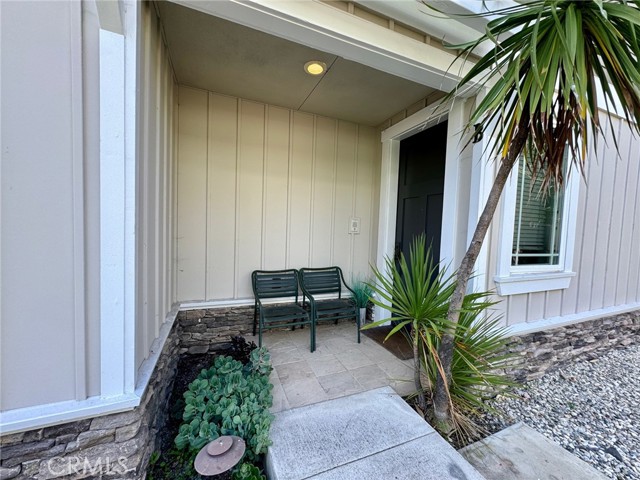 Detail Gallery Image 8 of 75 For 804 N Irena Ave #B,  Redondo Beach,  CA 90277 - 3 Beds | 2/1 Baths