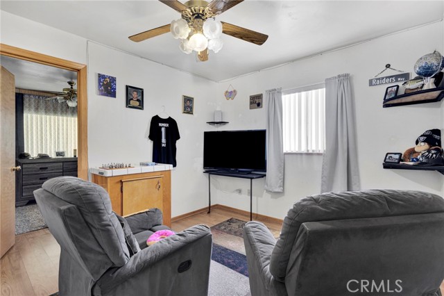 Detail Gallery Image 26 of 69 For 9037 5th Ave, Hesperia,  CA 92345 - 5 Beds | 4 Baths