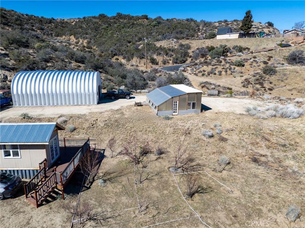 https://media.crmls.org/medias/d19ef221-d087-4f8b-a89f-96b8edec8b52.jpg?preset=X-Large