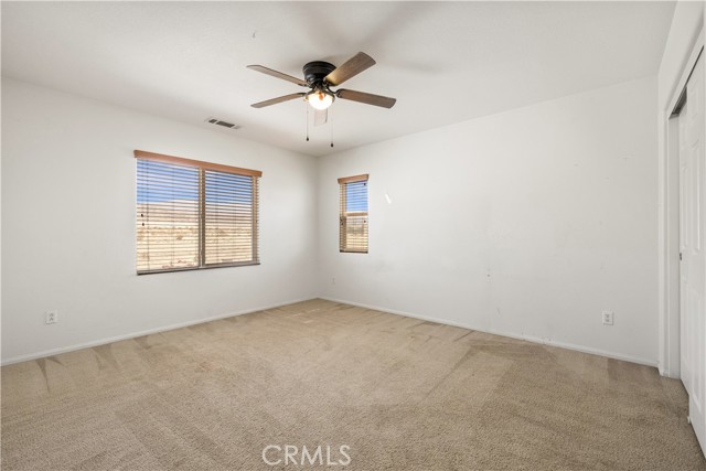 Image 29 of 47 For 82746 Mount Riley Drive