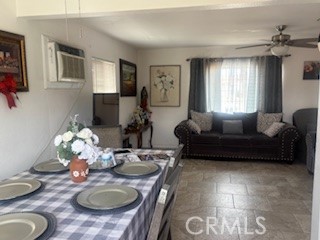 https://media.crmls.org/medias/d19fb256-8939-4432-9d53-ad0e8ccbff77.jpg?preset=X-Large