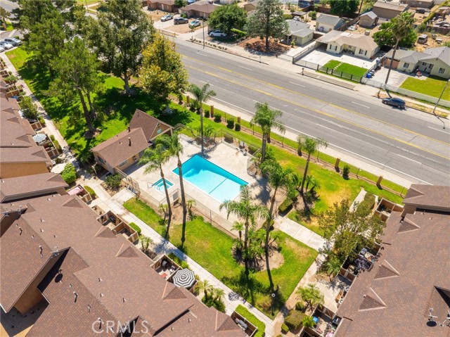 1460 Kendall Drive, San Bernardino CA: https://media.crmls.org/medias/d19fd1d4-2a38-4365-9003-443352a9a922.jpg
