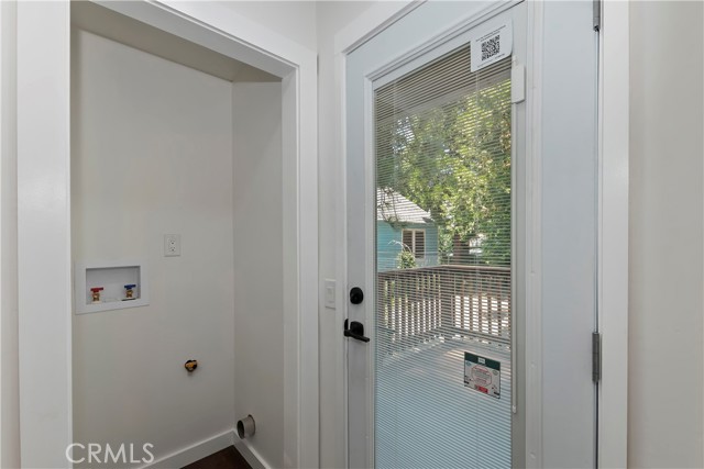 Detail Gallery Image 13 of 34 For 23984 Straight Way, Crestline,  CA 92325 - 2 Beds | 1 Baths