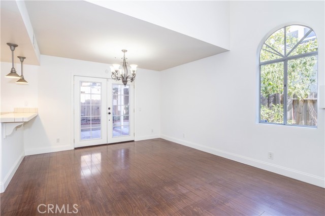 Detail Gallery Image 33 of 34 For 9155 Noble, North Hills,  CA 91343 - 4 Beds | 3 Baths