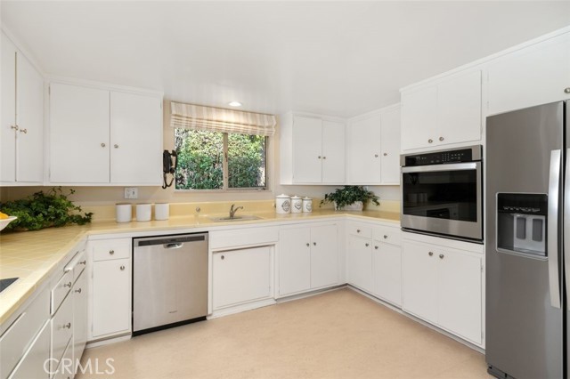 Detail Gallery Image 28 of 58 For 1315 Riviera Dr, Pasadena,  CA 91107 - 3 Beds | 2 Baths