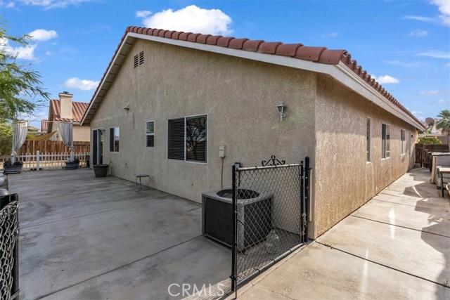 Detail Gallery Image 17 of 22 For 13476 Jubilee Pl, Victorville,  CA 92395 - 3 Beds | 2 Baths