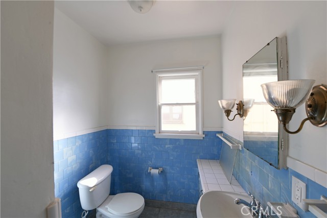 Detail Gallery Image 27 of 30 For 915 S Le Doux Rd, Los Angeles,  CA 90035 - 3 Beds | 2 Baths