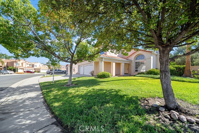 Detail Gallery Image 5 of 50 For 14 Bella Minozza, Lake Elsinore,  CA 92532 - 4 Beds | 2/1 Baths