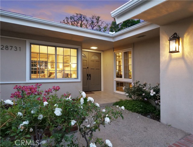 Detail Gallery Image 3 of 41 For 28731 Golden Meadow Dr, Rancho Palos Verdes,  CA 90275 - 4 Beds | 2 Baths