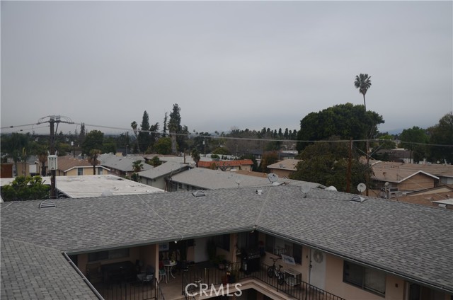 6333 Milton Avenue, Whittier CA: https://media.crmls.org/medias/d1a24e66-806a-493d-94fe-8d0e30f368e5.jpg