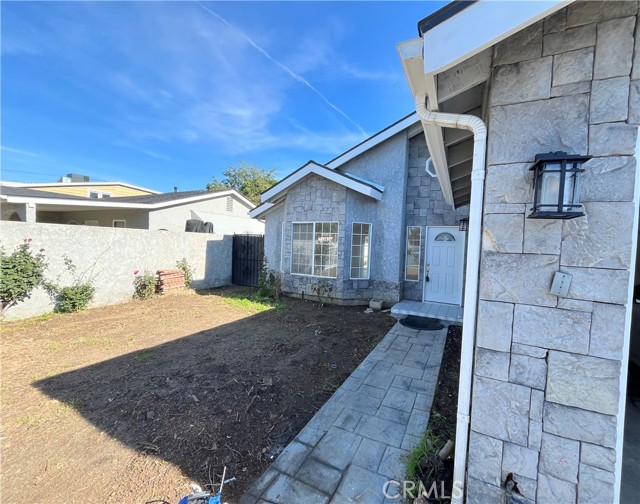 Front Image Thumbnail for CRSR25267220