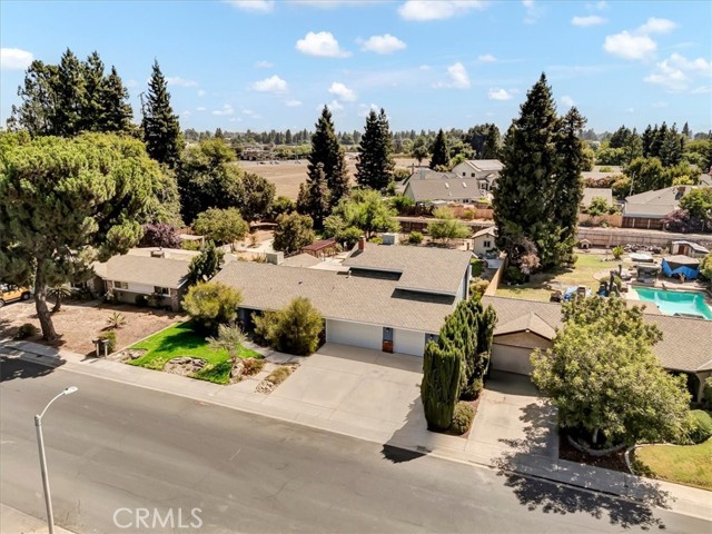 1328 S Cotta Street, Visalia CA: https://media.crmls.org/medias/d1a32031-6fc3-4076-8b0c-bee606b2bb4c.jpg