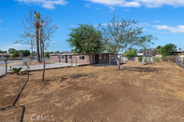 Detail Gallery Image 34 of 36 For 9567 51st St, Jurupa Valley,  CA 92509 - 6 Beds | 4 Baths
