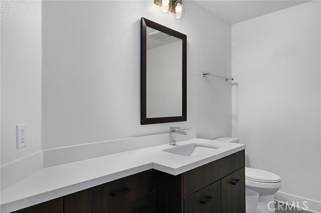 Detail Gallery Image 17 of 37 For 2980 Ripple Pl #107,  Los Angeles,  CA 90039 - 2 Beds | 2 Baths