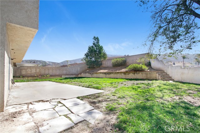 14845 Rockridge Lane, Fontana, California 92337, 3 Bedrooms Bedrooms, ,2 BathroomsBathrooms,Single Family Residence,For Sale,Rockridge,IV25041957