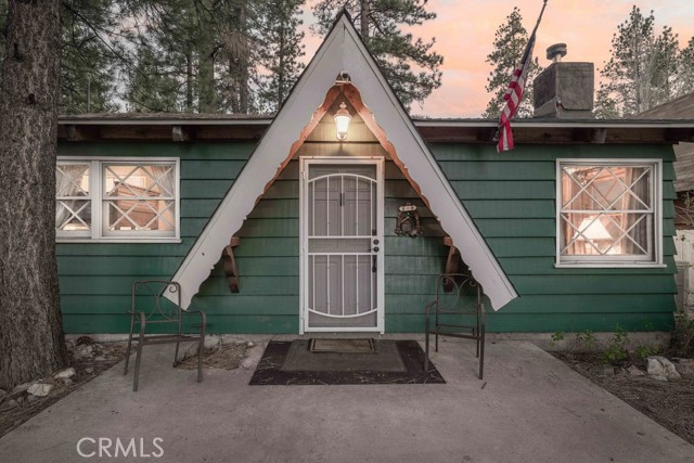 Detail Gallery Image 4 of 29 For 308 W Mojave Bld, Big Bear City,  CA 92314 - 2 Beds | 1 Baths