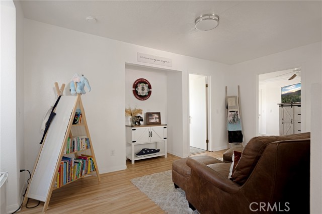 Detail Gallery Image 29 of 44 For 26249 Cedar Ln, Twin Peaks,  CA 92391 - 4 Beds | 3 Baths