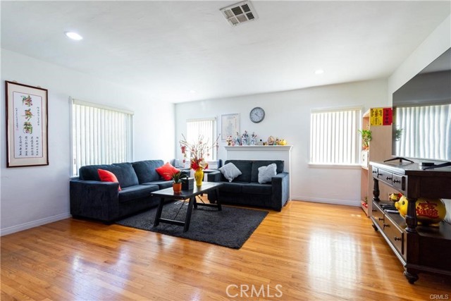 5813 Kauffman Avenue, Temple City CA: https://media.crmls.org/medias/d1a5dee2-4842-47e5-87a2-d0b9a8c6fc78.jpg
