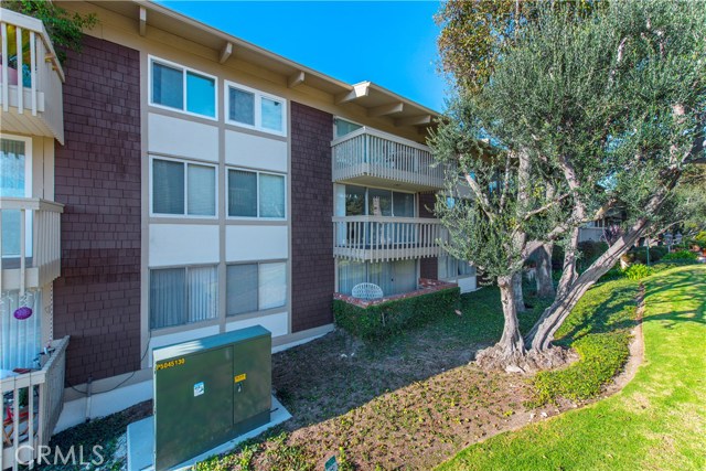 6542 Ocean Crest Drive, Rancho Palos Verdes, California 90275, 2 Bedrooms Bedrooms, ,2 BathroomsBathrooms,Residential,Sold,Ocean Crest,SB17001754