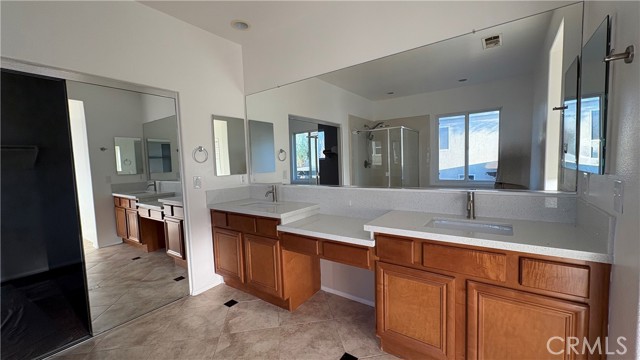 Detail Gallery Image 17 of 29 For 14500 Alder, Corona,  CA 92880 - 5 Beds | 4/1 Baths