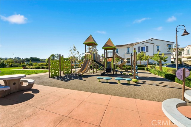 Detail Gallery Image 28 of 39 For 4156 Sitio Cielo, Oceanside,  CA 92057 - 3 Beds | 2/1 Baths