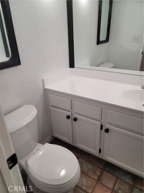15681 Half Moon Drive, Lake Elsinore CA: https://media.crmls.org/medias/d1a84aed-8352-48e8-805e-5d789a861fdc.jpg