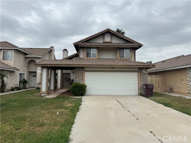 Detail Gallery Image 1 of 13 For 24140 Poppystone Dr, Moreno Valley,  CA 92551 - 3 Beds | 2/1 Baths