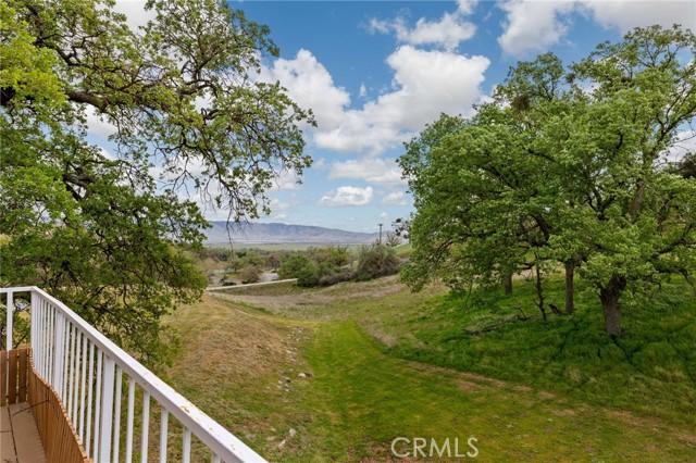 Detail Gallery Image 39 of 63 For 18520 Glenview Ct, Tehachapi,  CA 93561 - 3 Beds | 3/1 Baths