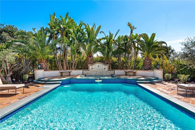 1 Overlook Drive, Ladera Ranch CA: https://media.crmls.org/medias/d1af28d2-6bd9-4c99-b733-9e988abb2e13.jpg