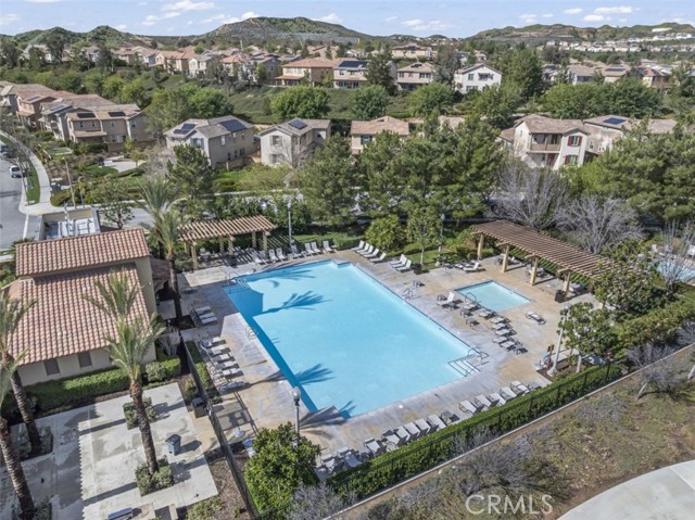 Detail Gallery Image 18 of 20 For 28649 Jardineras Dr, Valencia,  CA 91354 - 3 Beds | 3 Baths