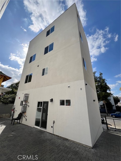 1218 Arapahoe St, Los Angeles CA: https://media.crmls.org/medias/d1afbf8f-a977-47e5-97e6-dde99c7b849c.jpg