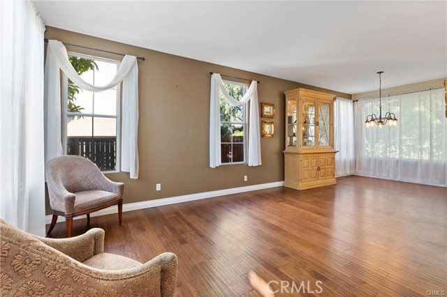 Detail Gallery Image 6 of 32 For 747 Ochee Cir, Corona,  CA 92879 - 4 Beds | 3 Baths
