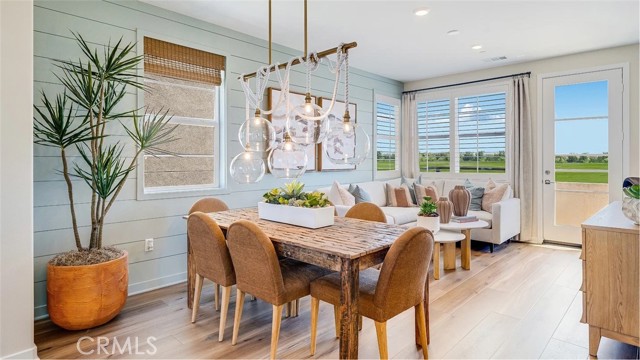 2575 E Lincoln Paseo, Ontario CA: https://media.crmls.org/medias/d1b03846-f3b5-4dd8-9182-e9251c1ed646.jpg