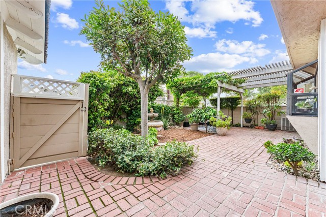 Detail Gallery Image 37 of 62 For 15 Firestone #4,  Irvine,  CA 92614 - 4 Beds | 2/1 Baths