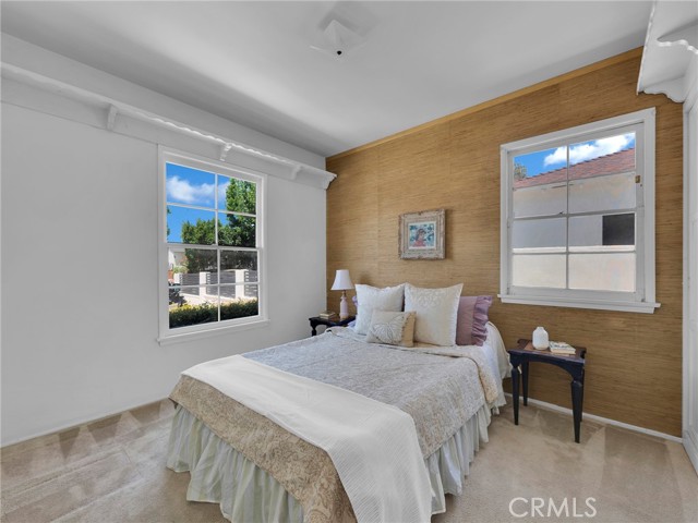 Detail Gallery Image 18 of 32 For 9952 Noble Ave, –,  CA 91345 - 4 Beds | 2 Baths