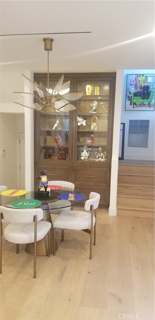 747 33rd Street, Manhattan Beach, California 90266, 5 Bedrooms Bedrooms, ,4 BathroomsBathrooms,Residential,Sold,33rd,SB22018510