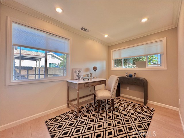 Detail Gallery Image 22 of 69 For 841 E Eagle St, Long Beach,  CA 90806 - 3 Beds | 3 Baths