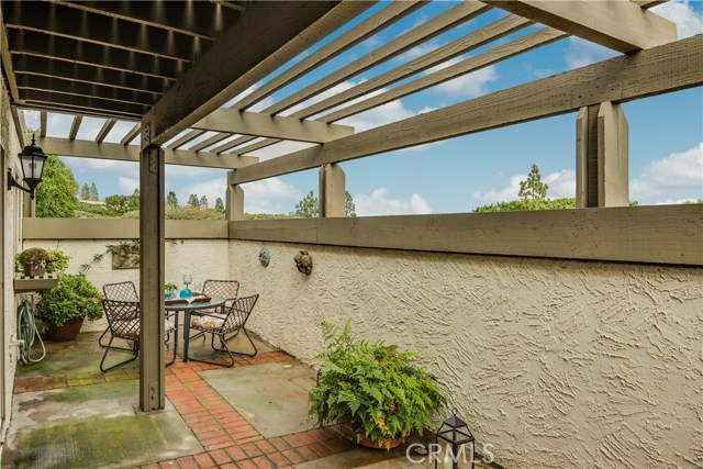 93 Cypress Way, Rolling Hills Estates, California 90274, 3 Bedrooms Bedrooms, ,2 BathroomsBathrooms,Residential,Sold,Cypress,PV17014762