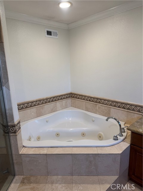20182 Kline Drive, Newport Beach, California 92660, 4 Bedrooms Bedrooms, ,3 BathroomsBathrooms,Residential Lease,For Rent,20182 Kline Drive,CRPW25009082