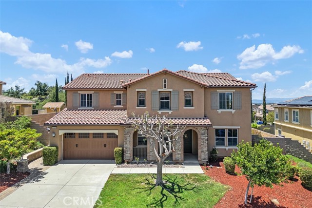 Detail Gallery Image 1 of 54 For 44207 Reidel St, Temecula,  CA 92592 - 5 Beds | 3/1 Baths