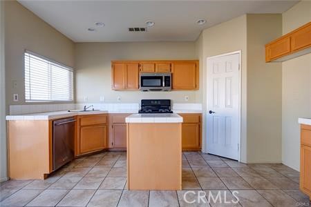 Detail Gallery Image 20 of 64 For 13691 Cobalt Rd, Victorville,  CA 92392 - 3 Beds | 2 Baths