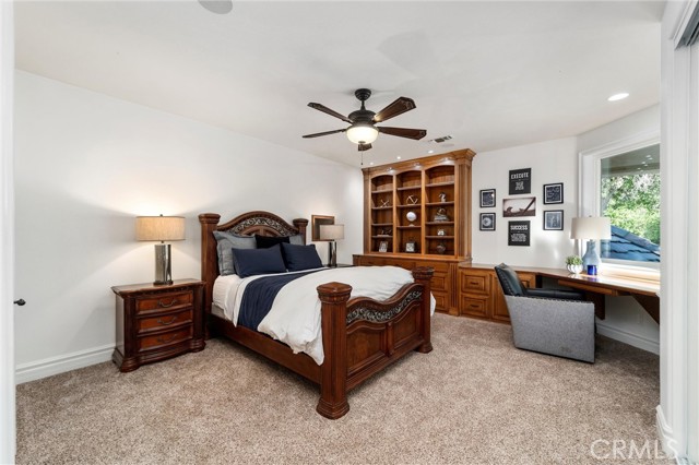 45200 Oak Manor Ct, Temecula CA: https://media.crmls.org/medias/d1b48e84-756c-41b7-a1d8-83764aec525c.jpg