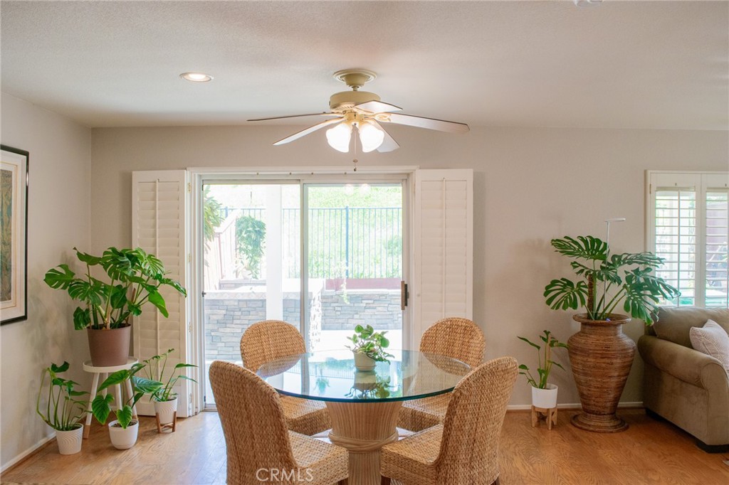 412 Dakota - photo 12