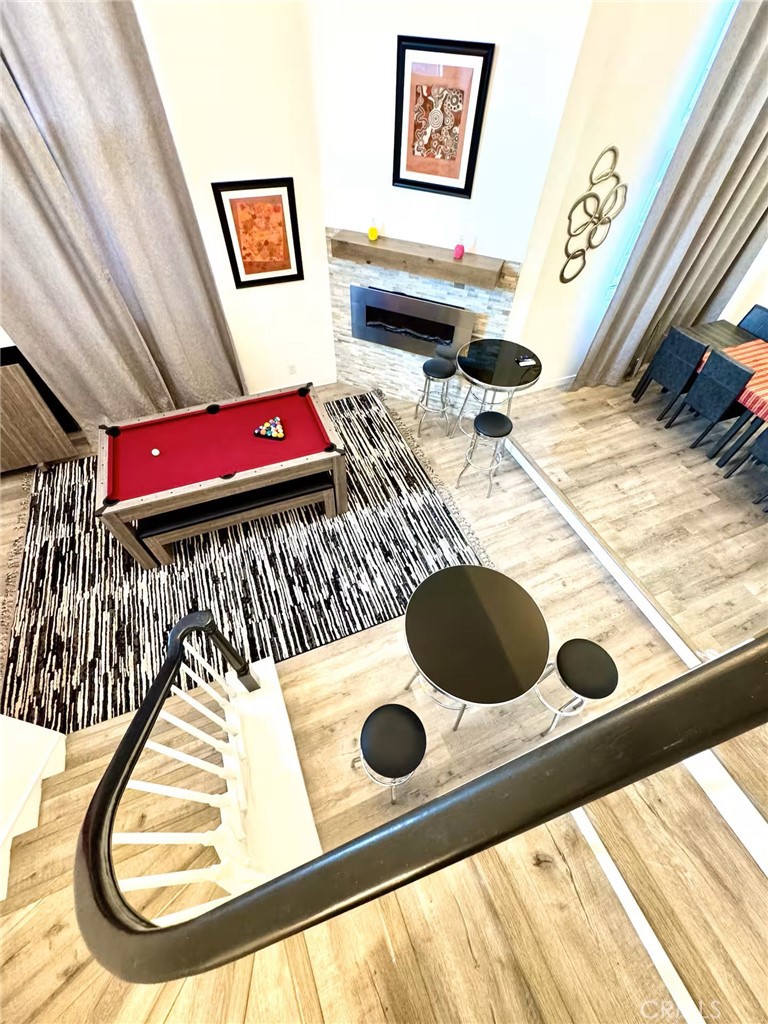 https://media.crmls.org/medias/d1b4f9e6-075f-46ca-9d75-de5a785d22f1.jpg?preset=X-Large