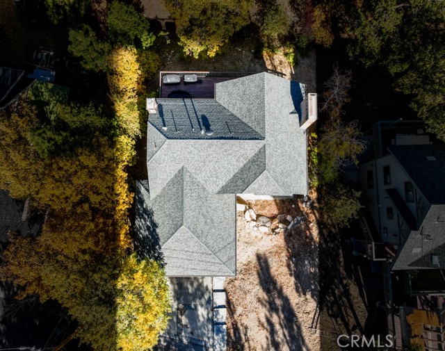 Detail Gallery Image 5 of 45 For 1054 Sandalwood Dr, Lake Arrowhead,  CA 92352 - 4 Beds | 4 Baths